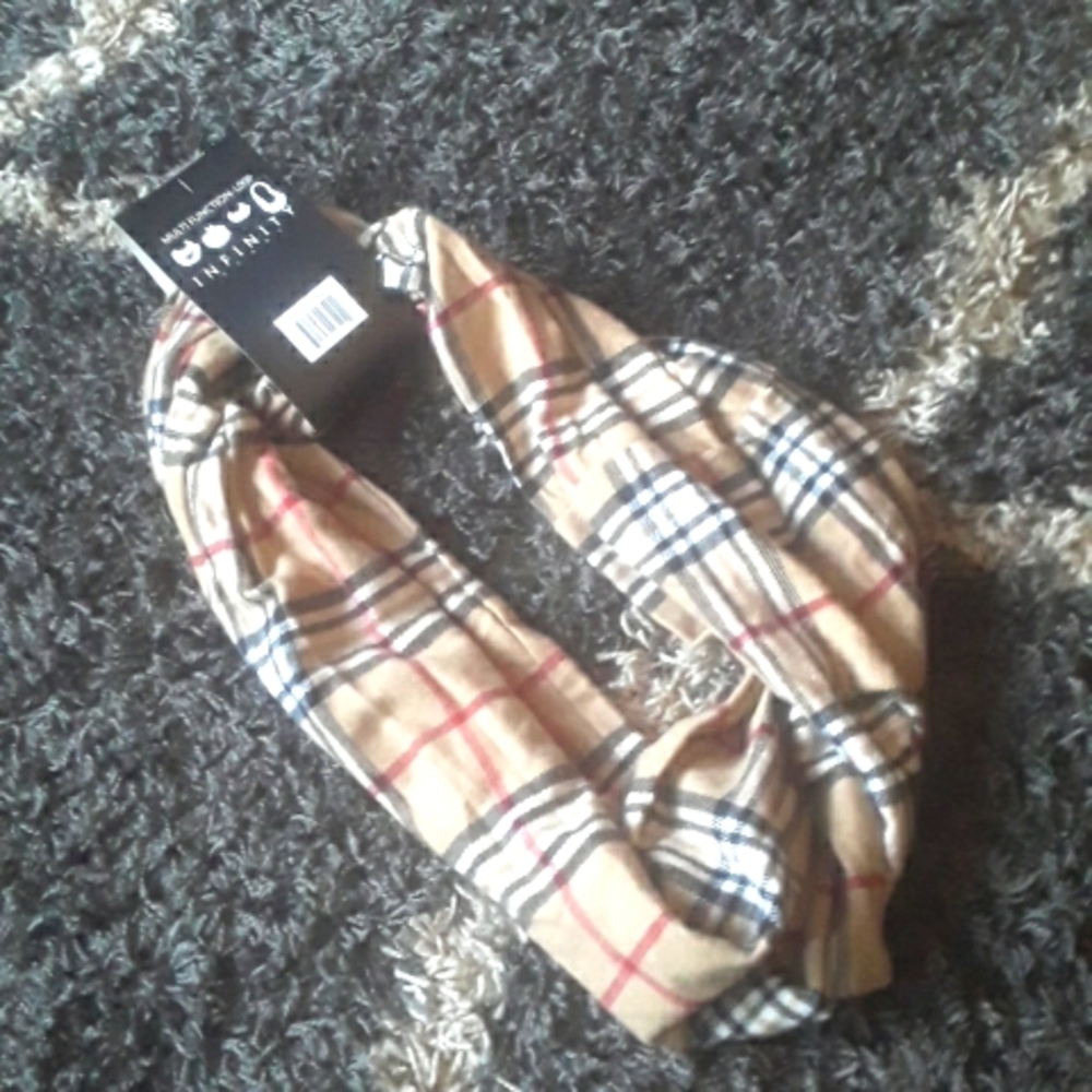 Infinity Checkered Scarf